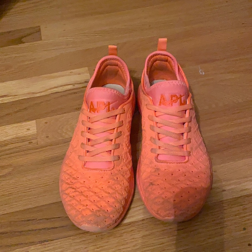 Apl sneakers